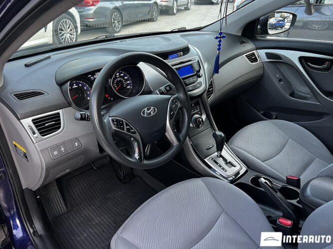 hyundai Elantra 2013