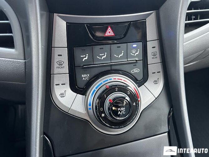 hyundai Elantra 2013