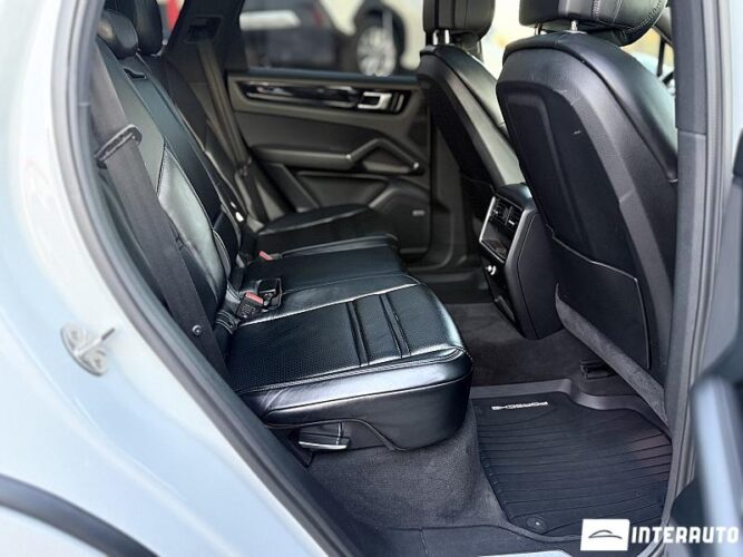 porsche Cayenne 2018