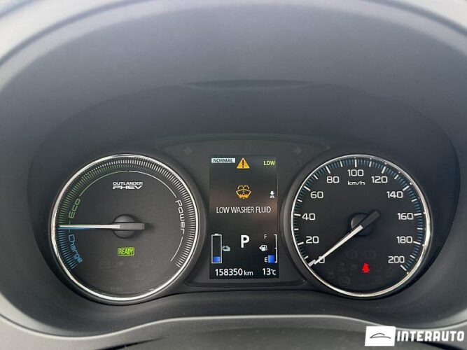 mitsubishi Outlander 2016