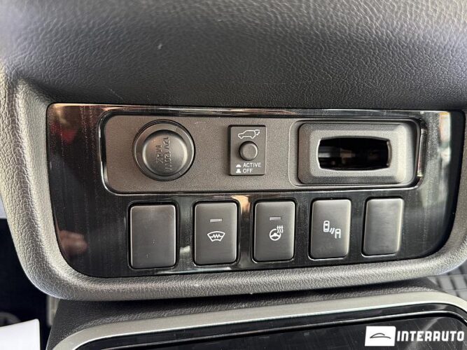 mitsubishi Outlander 2016