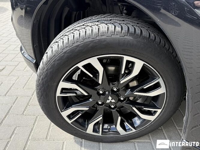 mitsubishi Outlander 2016