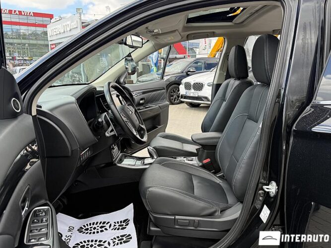 mitsubishi Outlander 2016