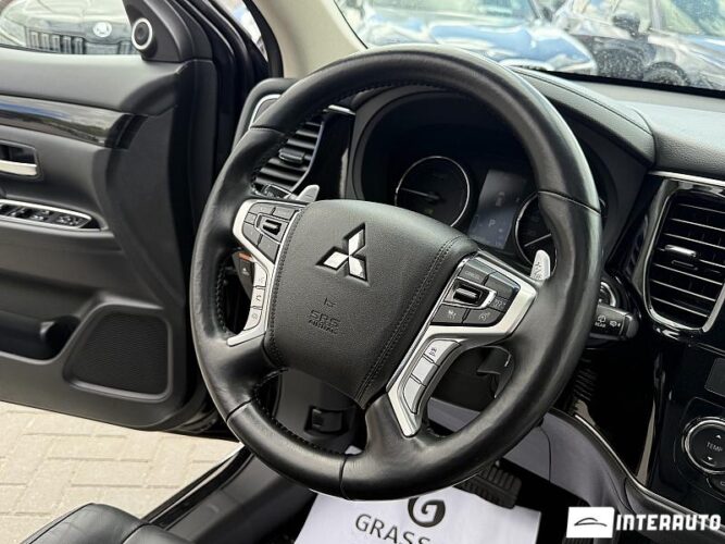 mitsubishi Outlander 2016