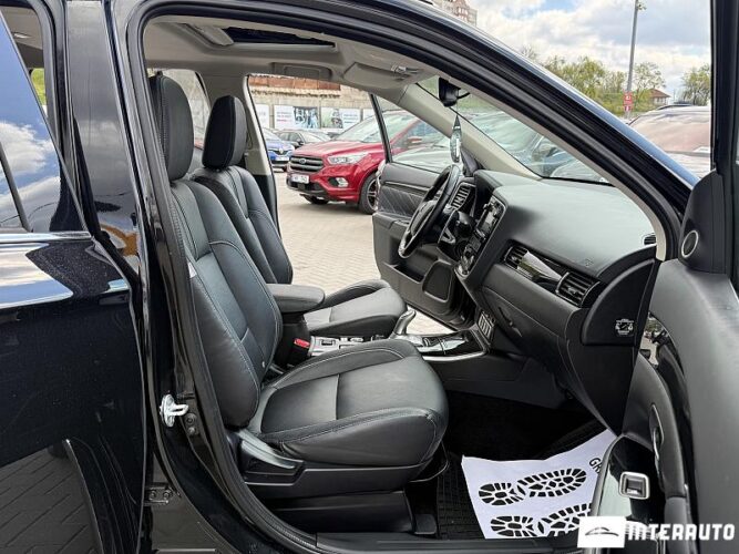 mitsubishi Outlander 2016