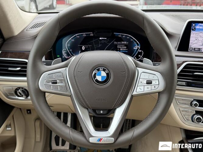 bmw 750e XDrive 2020