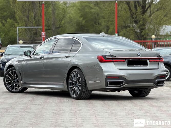 bmw 750e XDrive 2020