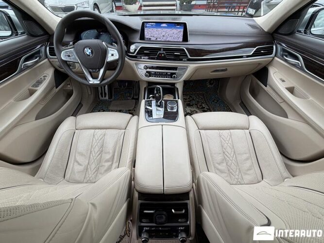bmw 750e XDrive 2020