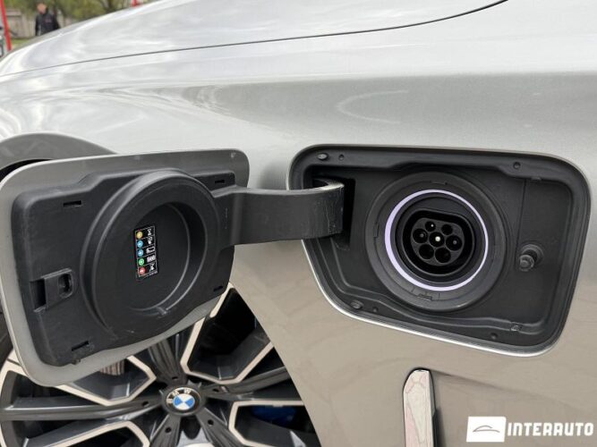 bmw 750e XDrive 2020