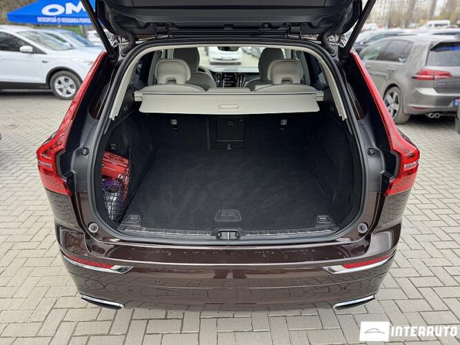 volvo XC 60 2020