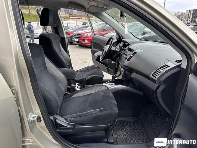 mitsubishi Outlander 2008