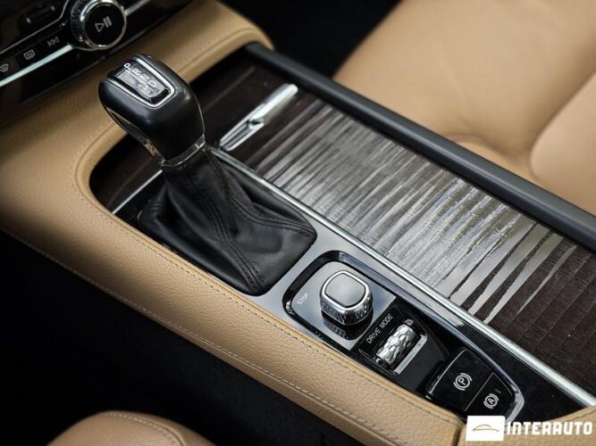 volvo XC 90 2016