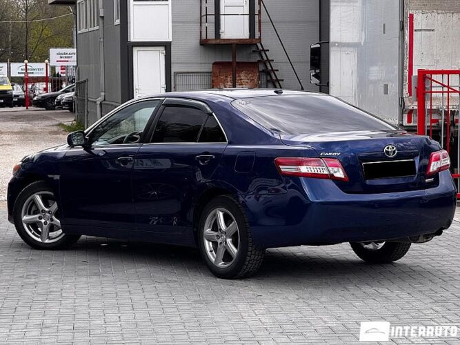 toyota Camry 2011