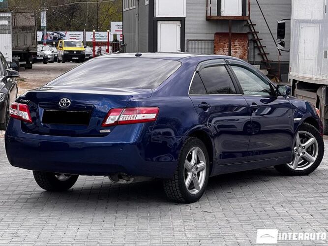 toyota Camry 2011