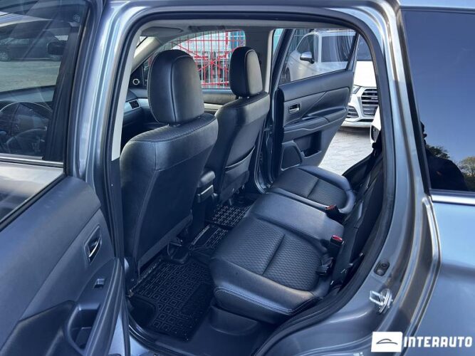 mitsubishi Outlander 2014