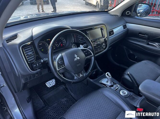 mitsubishi Outlander 2014