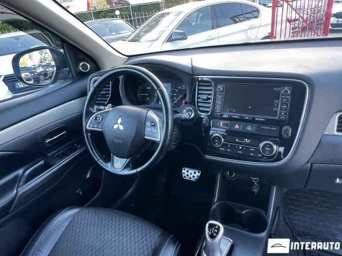 mitsubishi Outlander 2014