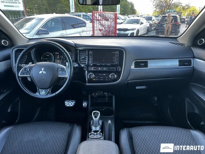 mitsubishi Outlander 2014