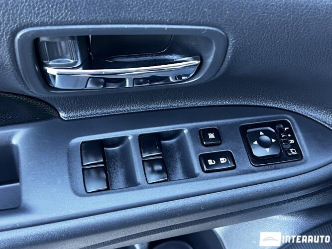 mitsubishi Outlander 2014