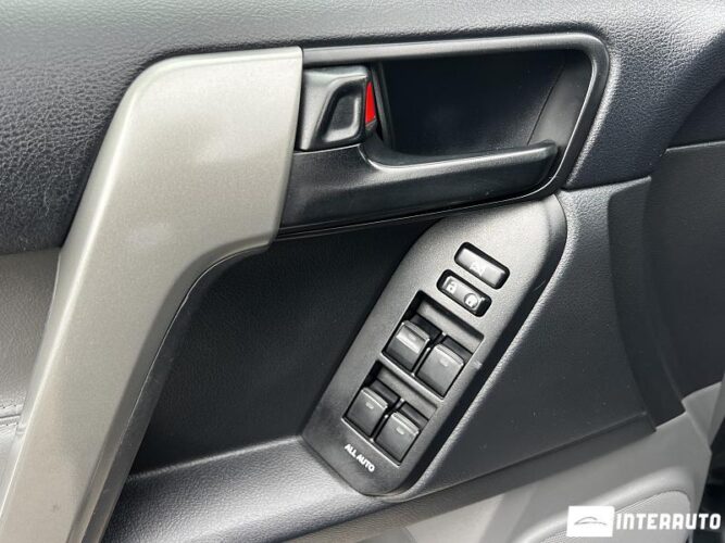 toyota Land Cruiser Prado 2010