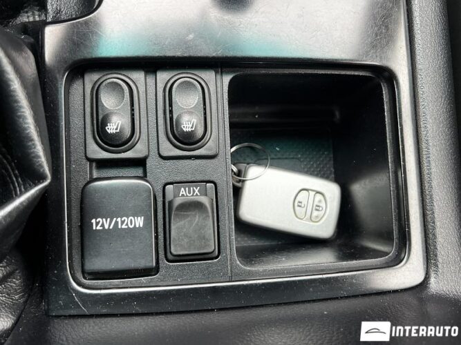 toyota Land Cruiser Prado 2010