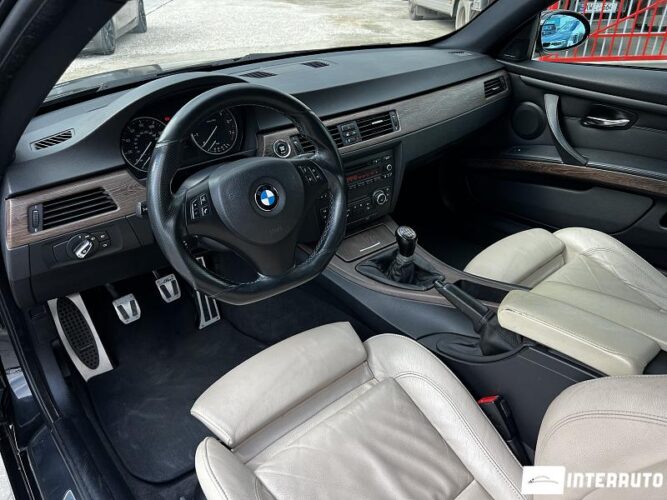 bmw 318 2011