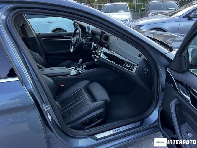 BMW 530e 38 bmw 530e 2021