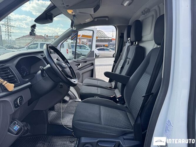 ford Transit 2021