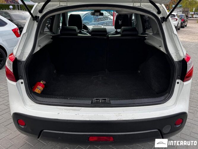 nissan Qashqai 2012