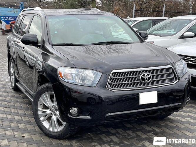 Toyota Highlander 2009 doar la InterAuto