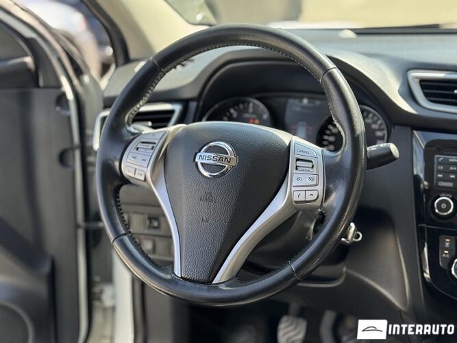 nissan Qashqai 2015
