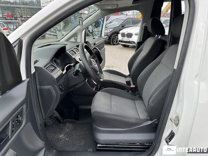 Volkswagen Caddy Maxi 2015 doar la InterAuto