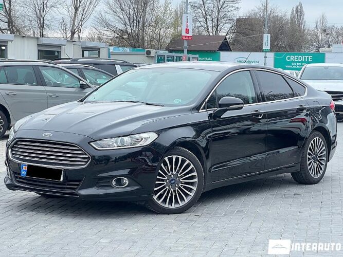 Ford Fusion 2015 doar la InterAuto