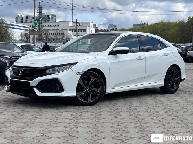 Honda Civic 2017 doar la InterAuto