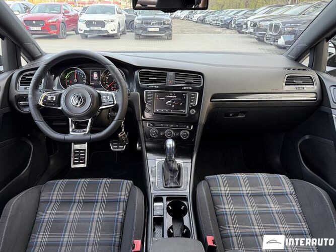 volkswagen Golf GTE 2015