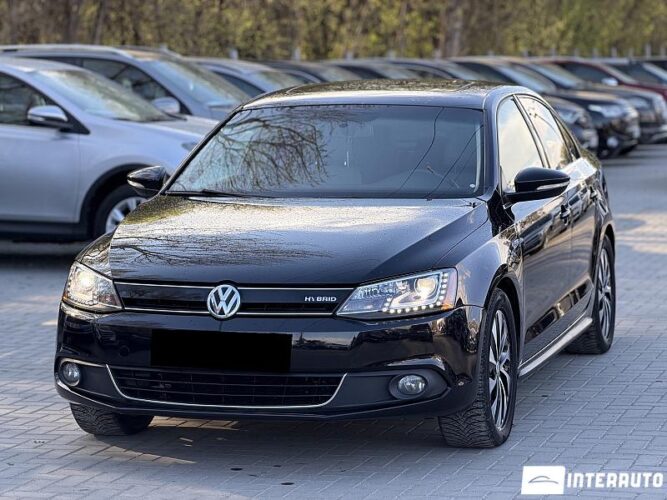Volkswagen Jetta 2013 doar la InterAuto