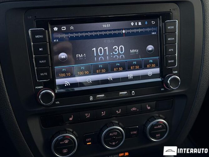 volkswagen Jetta 2013