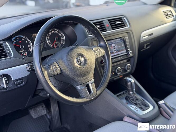 volkswagen Jetta 2013