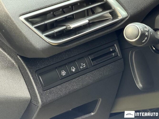 peugeot 5008 2021