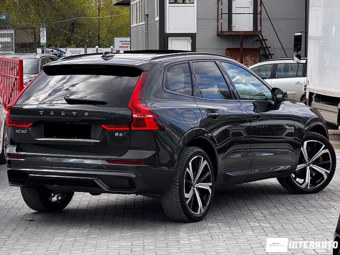volvo XC 60 2021