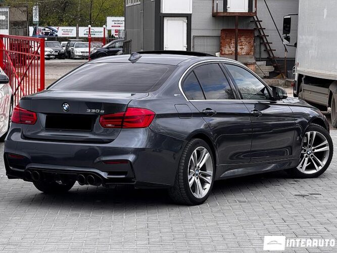 bmw 330E 2017