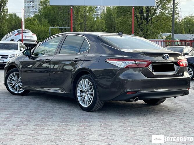 toyota Camry 2019