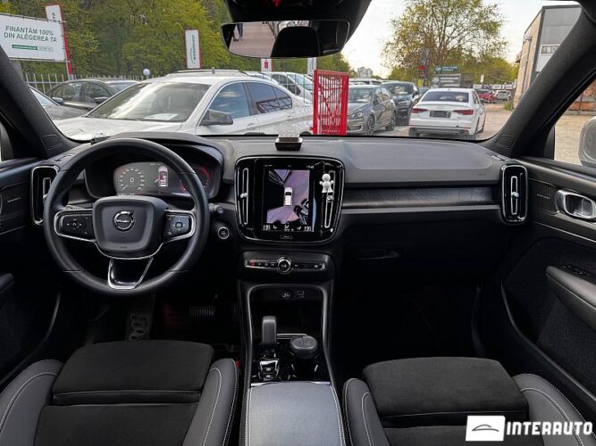 volvo XC 40 2022