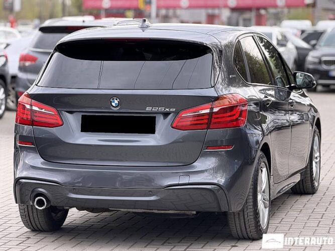 bmw 225XE 2018