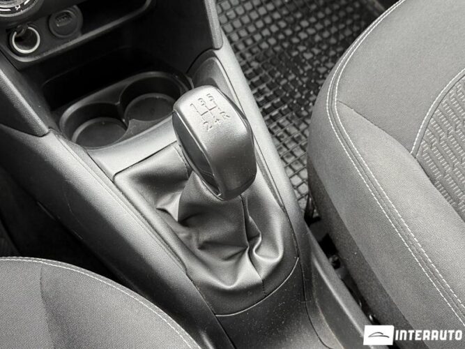 peugeot 208 2019