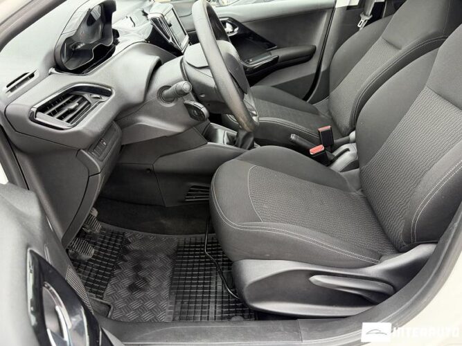 peugeot 208 2019