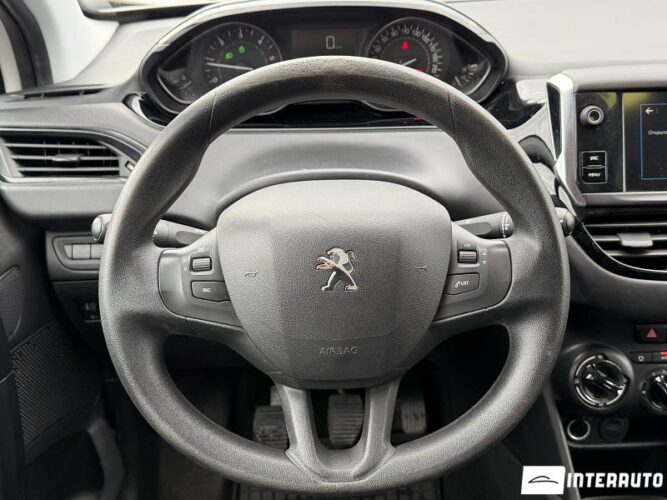 peugeot 208 2019