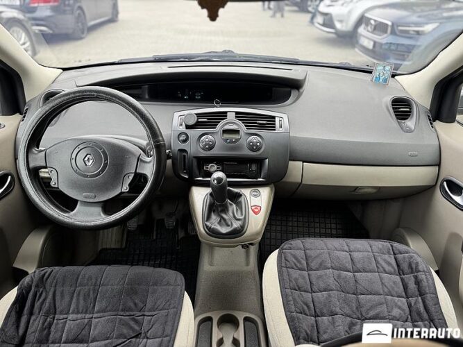 renault Grand Scenic 2004