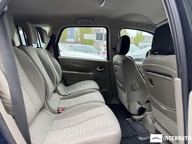 renault Grand Scenic 2004