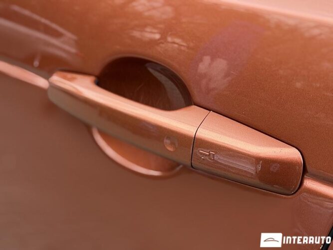 land rover Discovery 2017